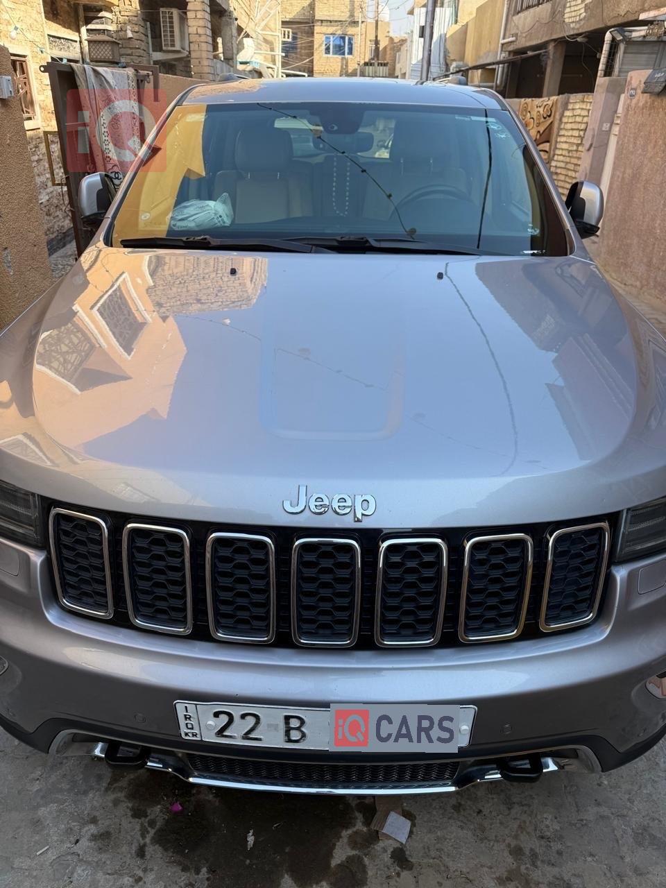 جيب جراند شيروكي